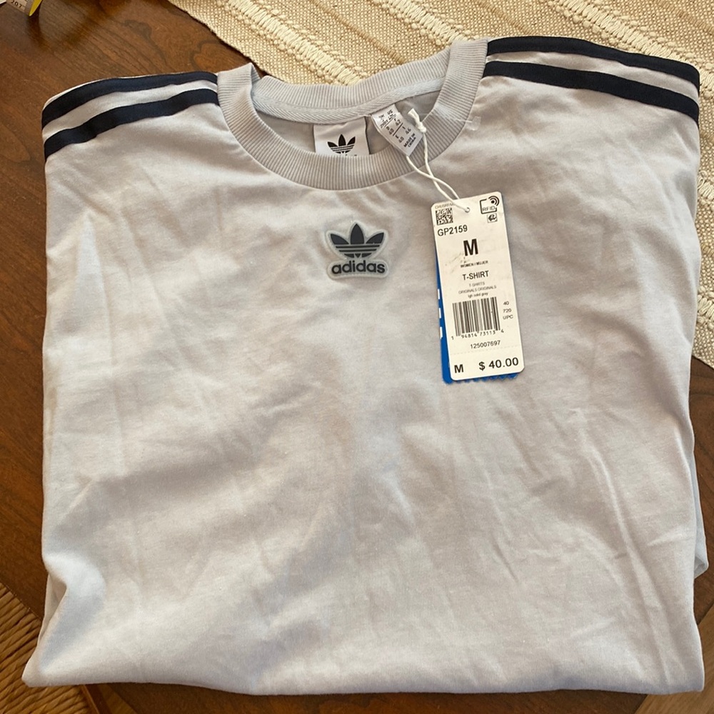 Adidas men’s T-shirt size medium